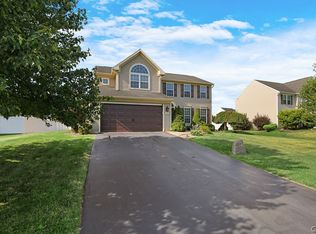 4452 Millstream Dr, Clay, NY 13041