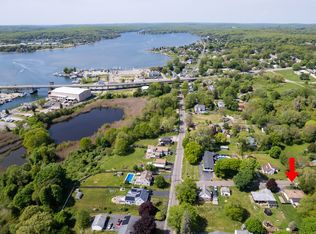 7 Summer Rest Rd, Waterford, CT 06385