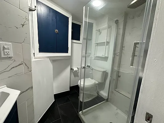 Rented by Limestone Realty Bklyn, LLC | media 9