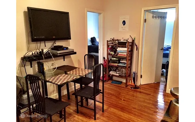 Rented by Douglas Elliman | media 33