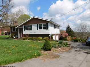 152 Barnett Acres Rd, Clarksburg, WV 26301