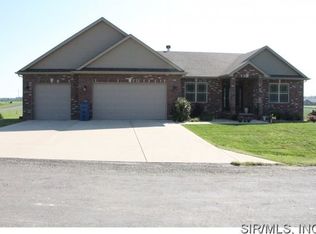 128 Ridge Crossing Ln, Troy, IL 62294