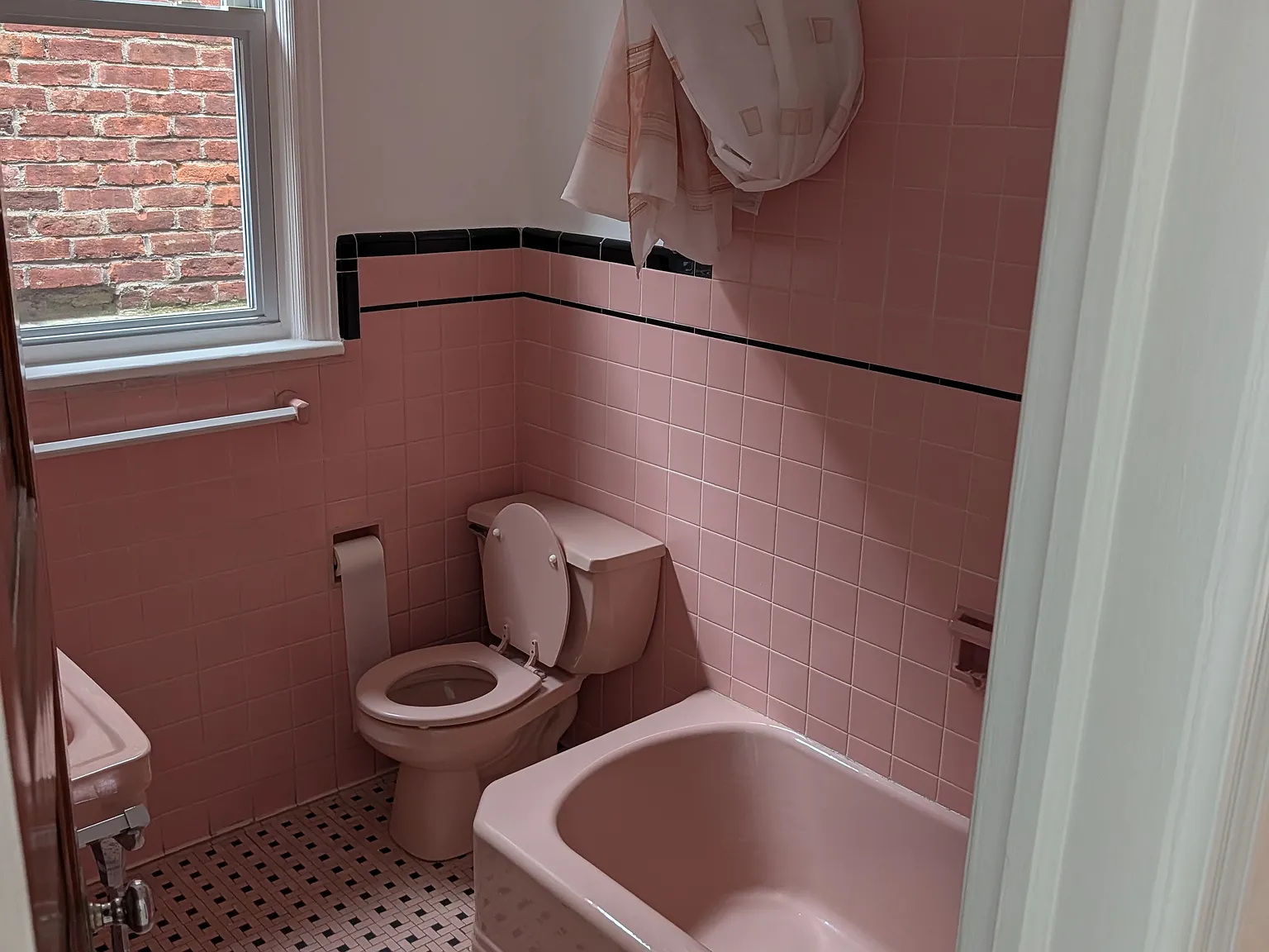 3 bed, $3,100 — Photo 3