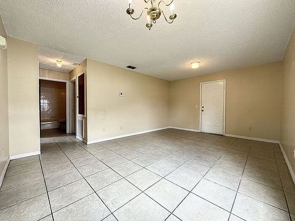 5th image of 606 Claude Holmes Sr Ave