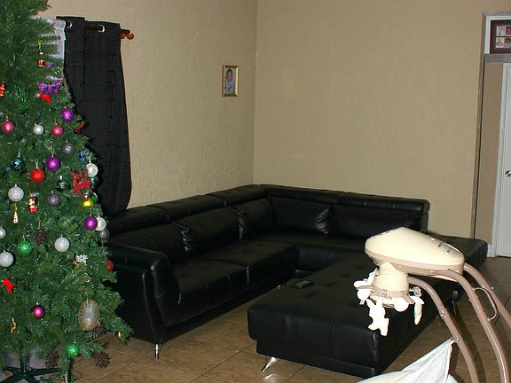 2nd image of 1475 Palm Dr