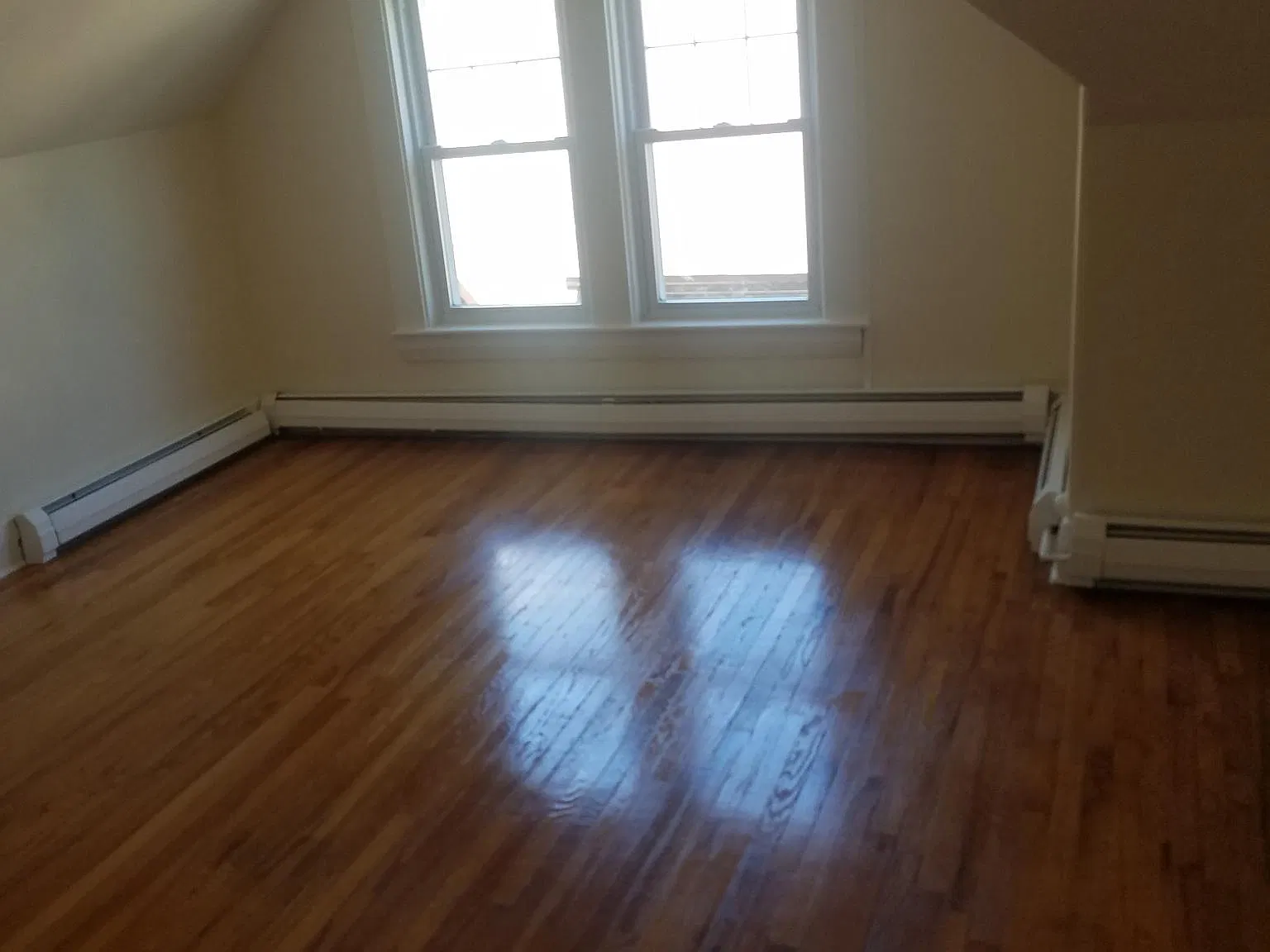 1 bed, 700 sqft, $2,100 — Photo 1