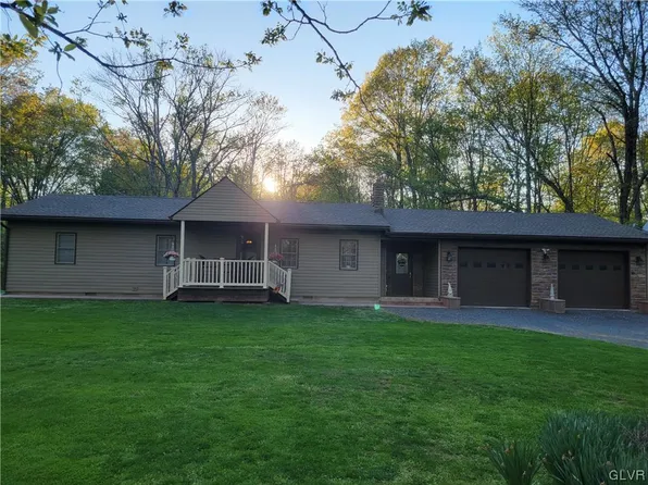 809 Marienstein Rd, Upper Black Eddy, PA 18972