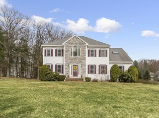 1 Downing Pl, Westford, MA 01886