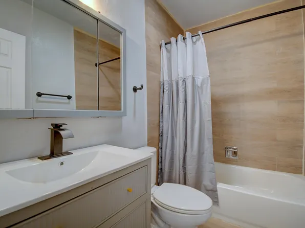 2708 Monroe St NE, Albuquerque, NM 87110