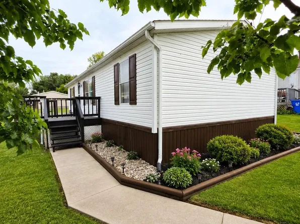 11 Spring Dr, Shippensburg, PA 17257