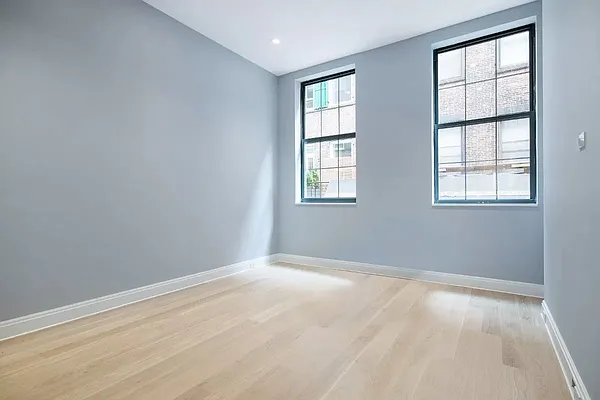 Rented by Level Group | media 17