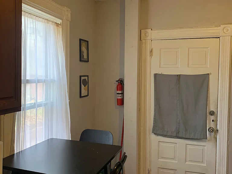211 S Washington St #2 — Photo 5