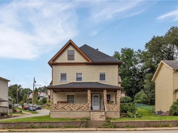 443 Market St, Leechburg, PA 15656