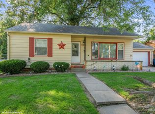 6212 SW 10th St, Des Moines, IA 50315