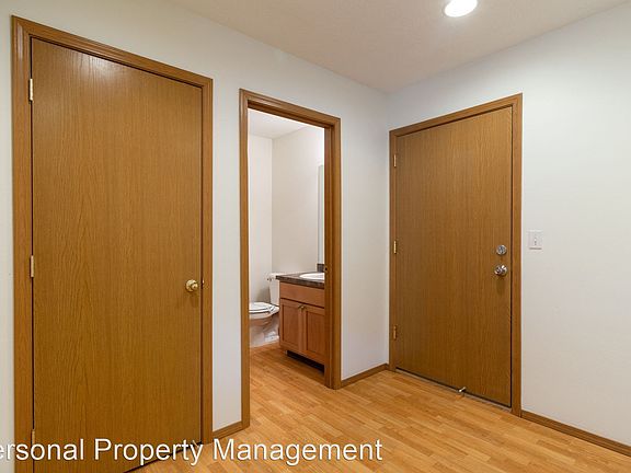 3rd image of 8106 NE 36th Ct