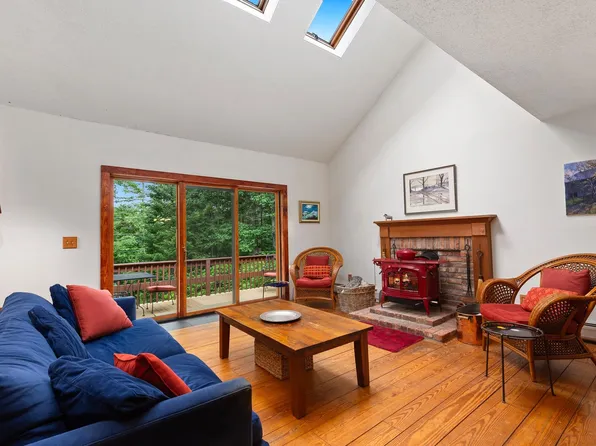 352 Edwins Pond Road, Rochester, VT 05767