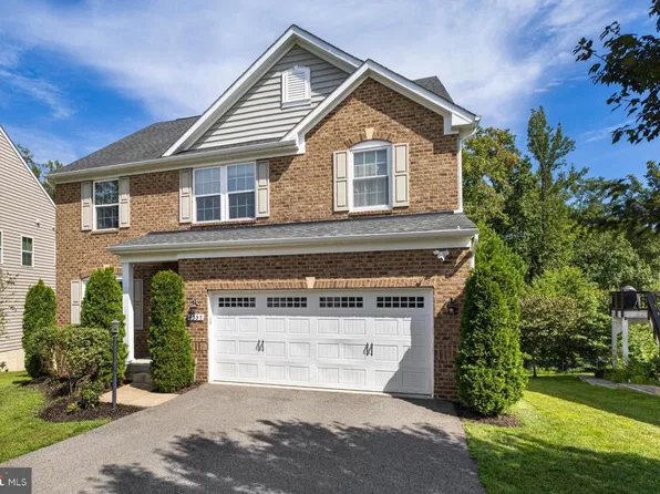 4557 Cotswold Manor Loop, Woodbridge, VA 22192