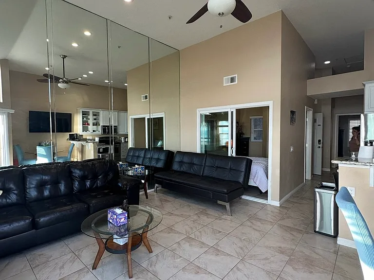 1200 Pacific Coast Hwy #415 — Photo 45