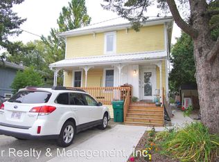 803 Alaska Ave #1, Mount Horeb, WI 53572