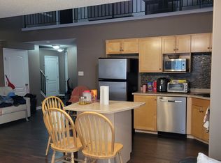 111 Edwards Dr SW, Edmonton, AB T6X0C4