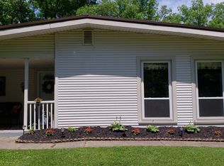 570 Kingswood Dr N #N, Springfield, OH