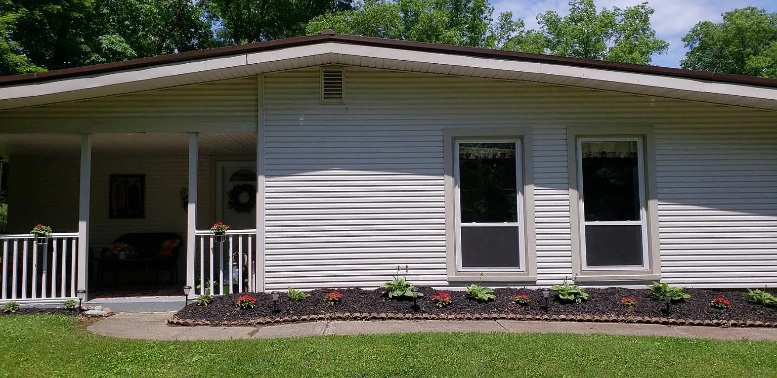 570 Kingswood Dr N #N photo 1