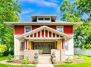 309 S 2nd Ave, Chenoa, IL 61726