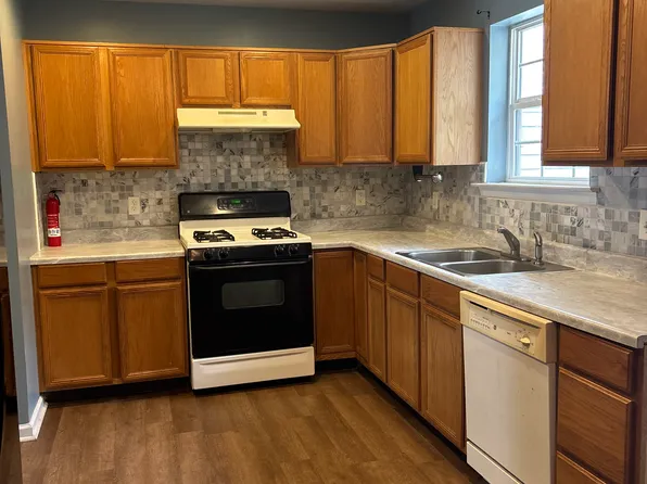 1382 Wanda Dr, Hanover, PA 17331