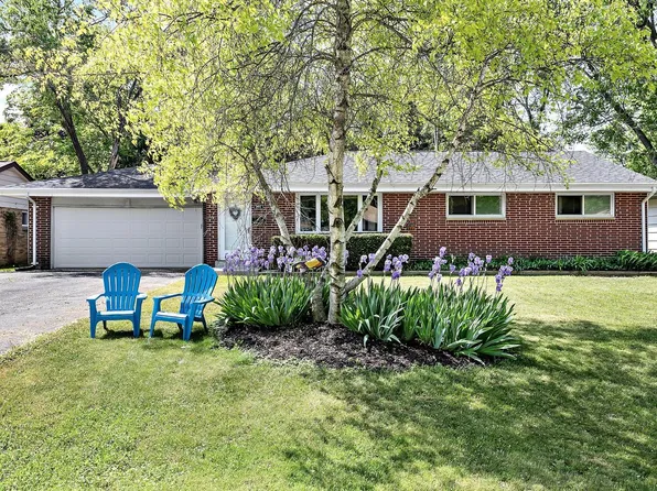901 West Theresa LANE, Glendale, WI 53209