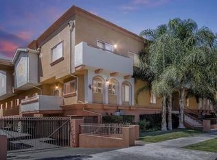 9001 Burnet Ave, North Hills, CA 91343