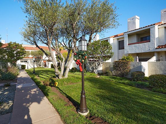 2nd image of 2160 Plaza Del Amo