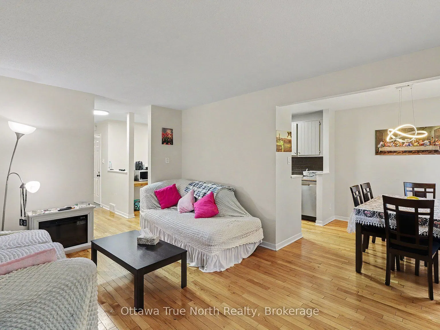 4 bed, $2,550 — Photo 3