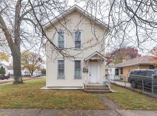 920 Clarke Ave #2, Waukegan, IL 60085