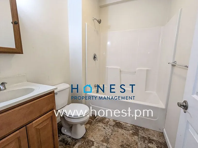 1635 Lewiston Rd #10 — Photo 12