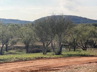 102 County Road 314, Llano, TX 78643