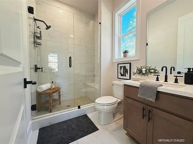 2450 Colliers Ln — Photo 38