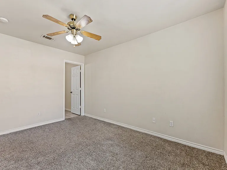 100 Sendero Dr — Photo 20