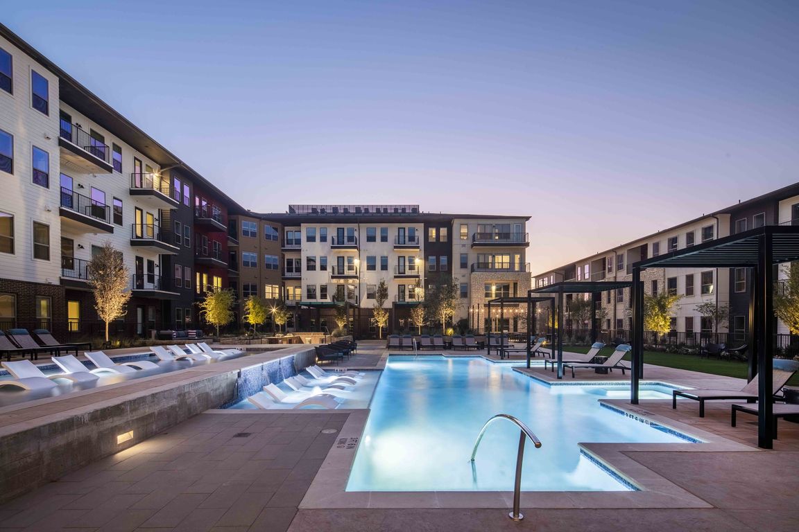 Resort-Style Pool