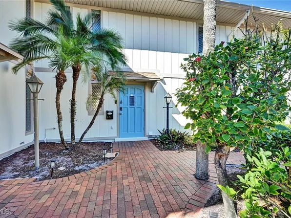 4265 Island Cir APT B, Fort Myers, FL 33919