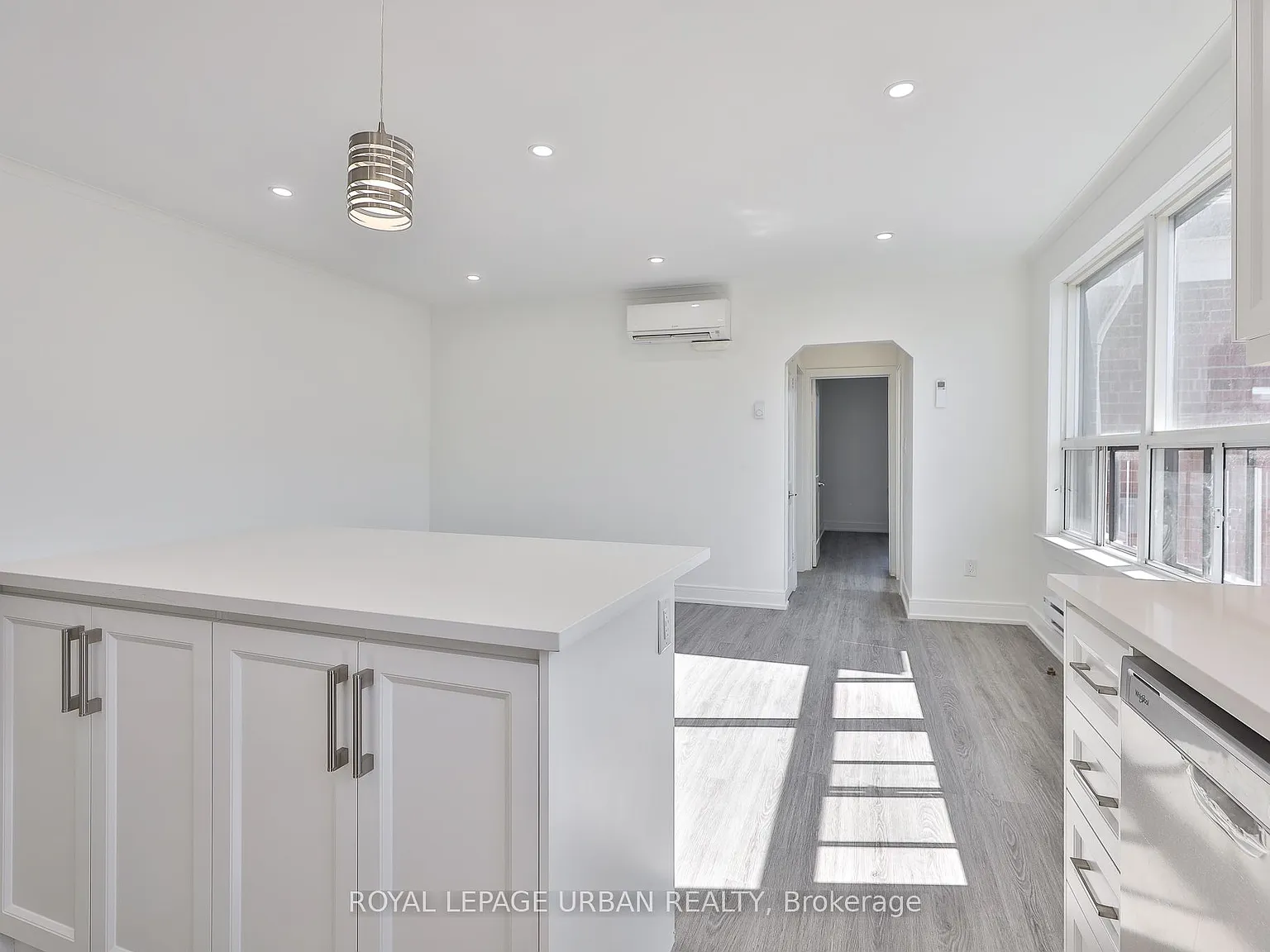 2 bed, $2,550 — Photo 3