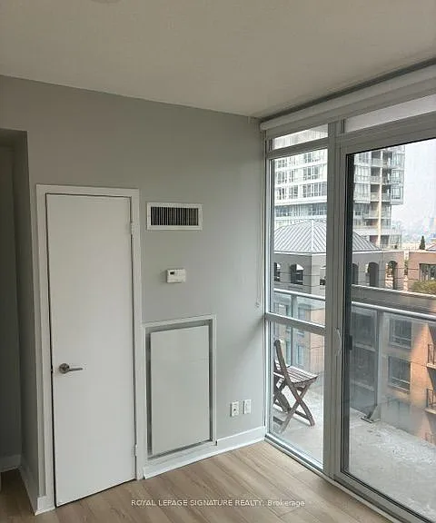 126 Simcoe St #1707 — Photo 5