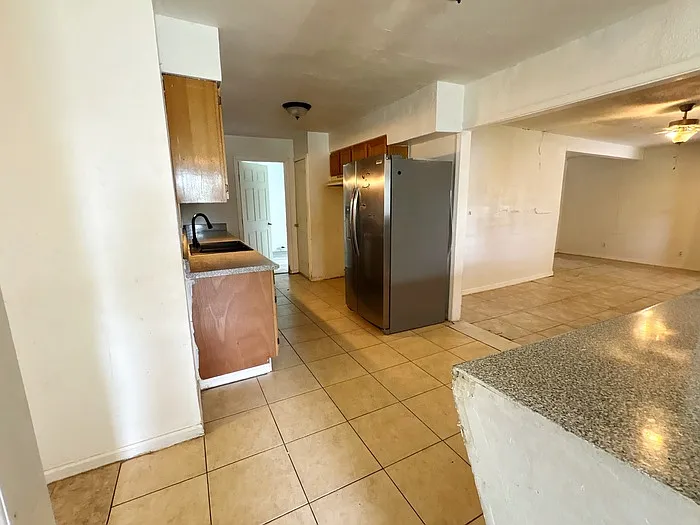 154 Morning Valley St — Photo 10