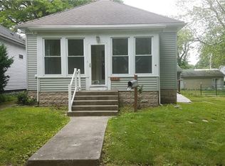 714 Kitchell St, Pana, IL 62557