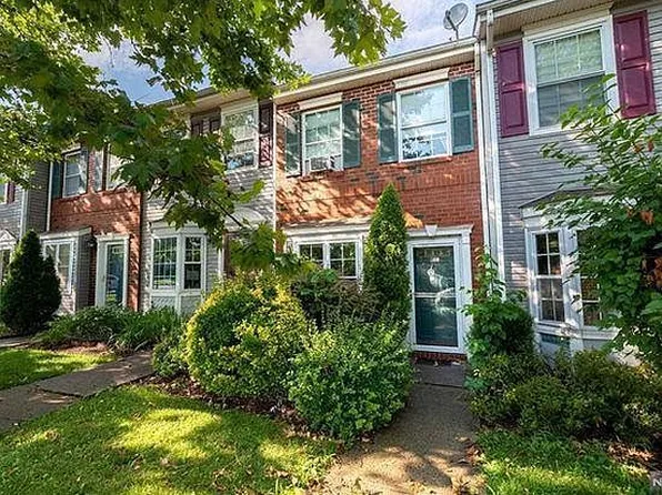 11 Clarion Ln, Newark, NJ 07103