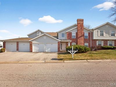 976 Windstream Dr, Saint Peters, MO, 63376