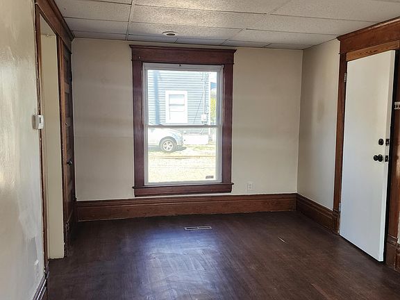 2nd image of 111 Moores River Dr #1SOMERSET