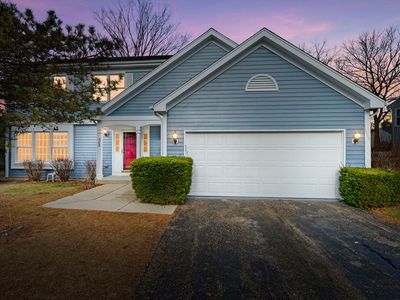 608 Carriage Hill Rd, Island Lake, IL, 60042