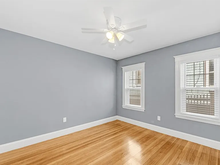 67 Robert St #1 — Photo 11