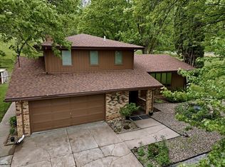 813 College Rd, Council Bluffs, IA 51503