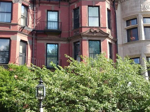 302 Commonwealth Ave, Boston, MA 02115